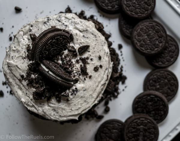 Cookies-and-Cream-Cakei-6-600x471