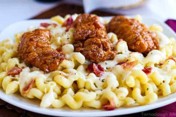 Copycat Applebee S Honey Pepper Chicken Mac And Cheese Tornadough Alli