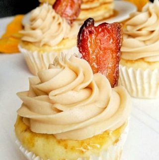 Pancake Cupcakes with Maple Buttercream and Candied Bacon - Tornadough Alli