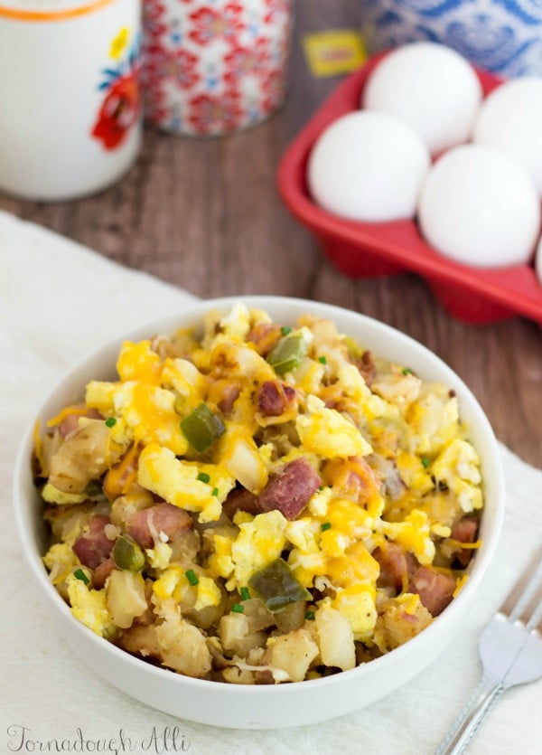 https://tornadoughalli.com/wp-content/uploads/2016/06/Farmers-Breakfast-Bowl2.jpg