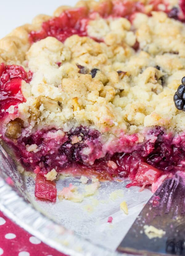 Blackberry Rhubarb Crumble Pie