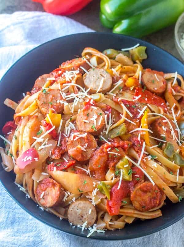 Saucy Sausage and Pepper Pasta, sausage and pepper, sausage pasta, chicken sausage