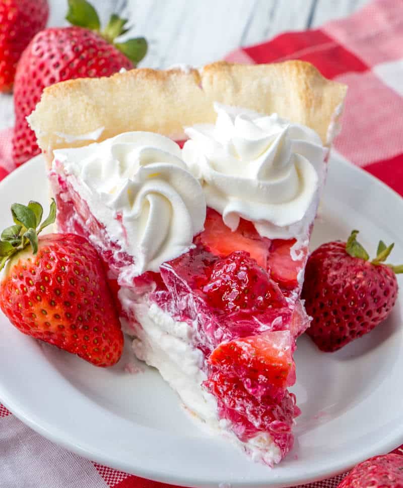 Strawberry Cream Cheese Pie {A Fresh and Delicious Layered Pie}