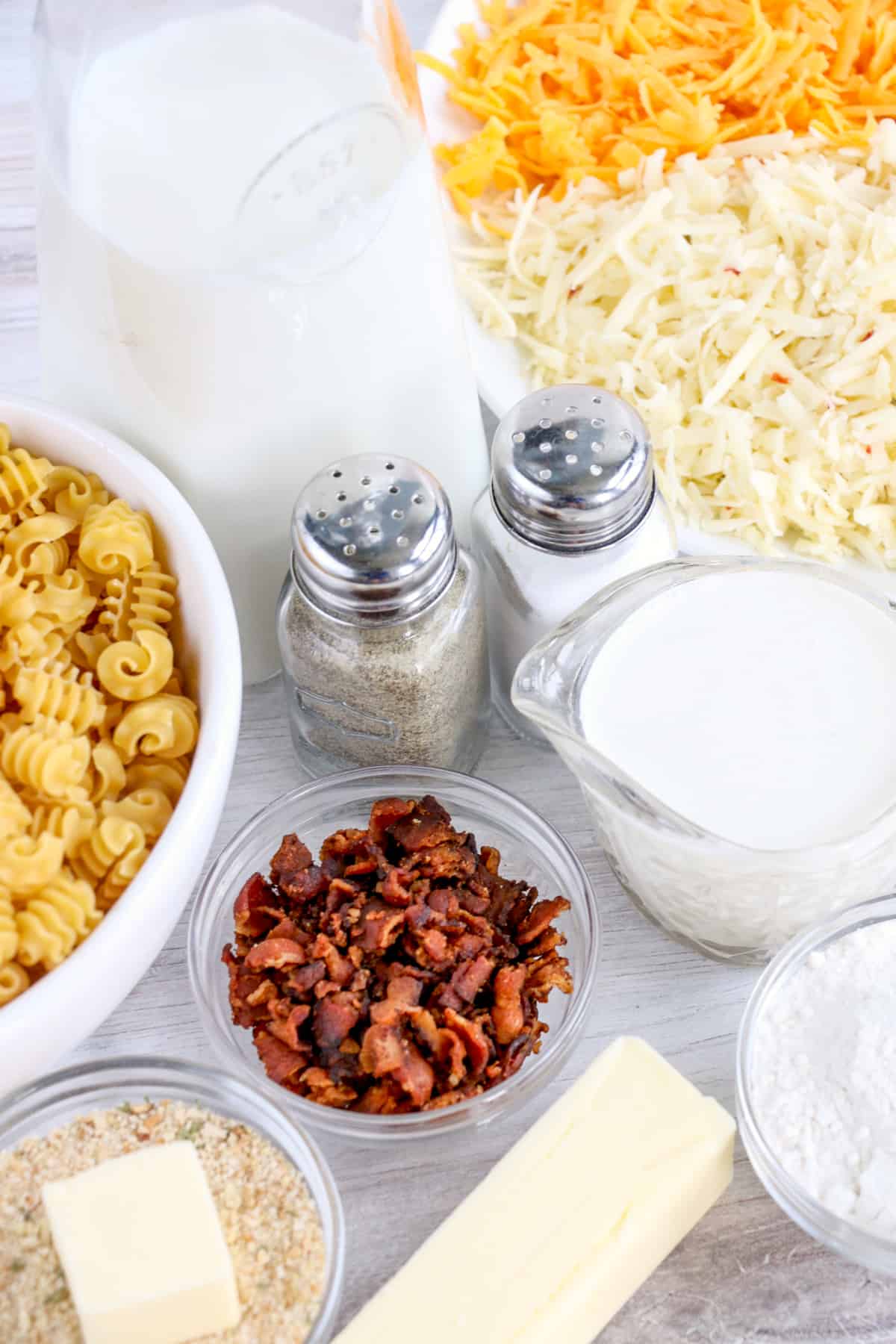 Ingredients needed to make Pepper Jack Bacon Mac and Cheese.