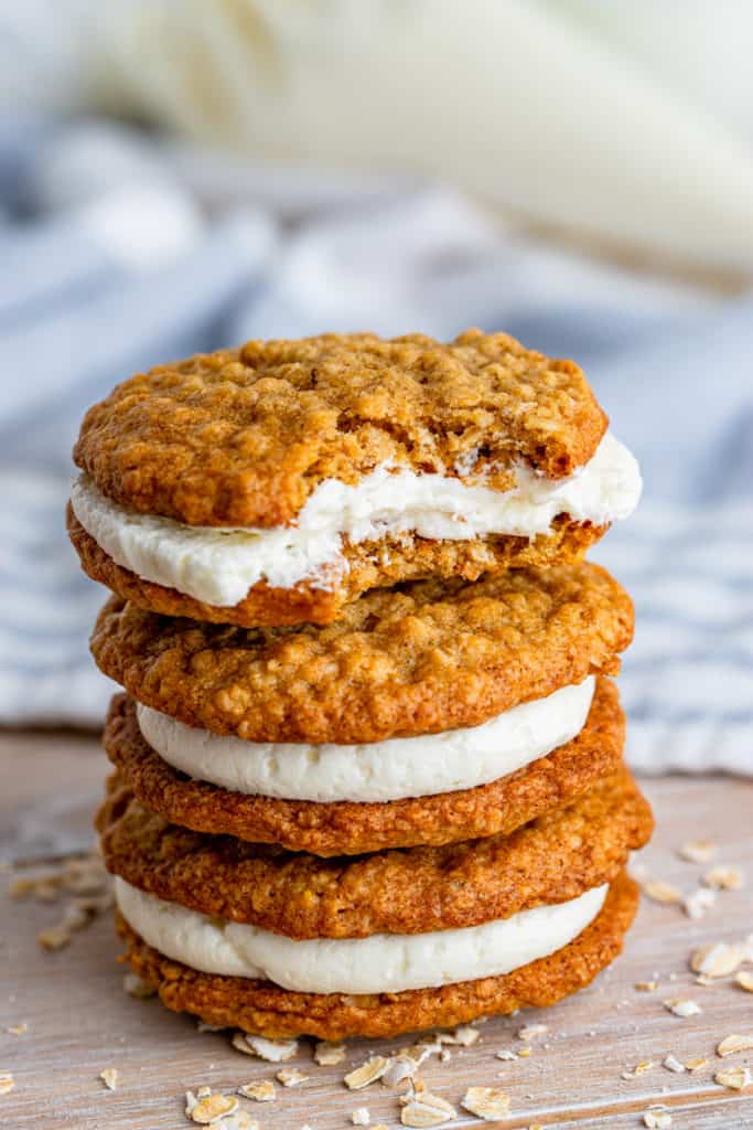 Oatmeal Cream Pies - Tornadough Alli