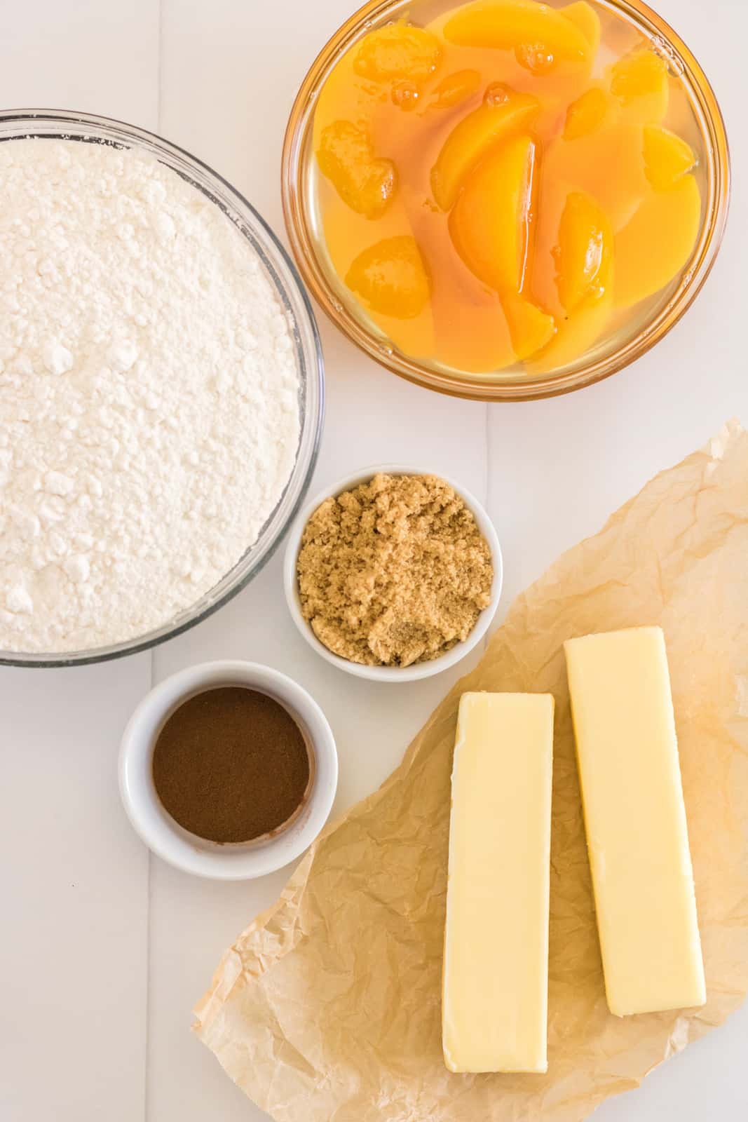 Ingredients needed to make Peach Dump Cake