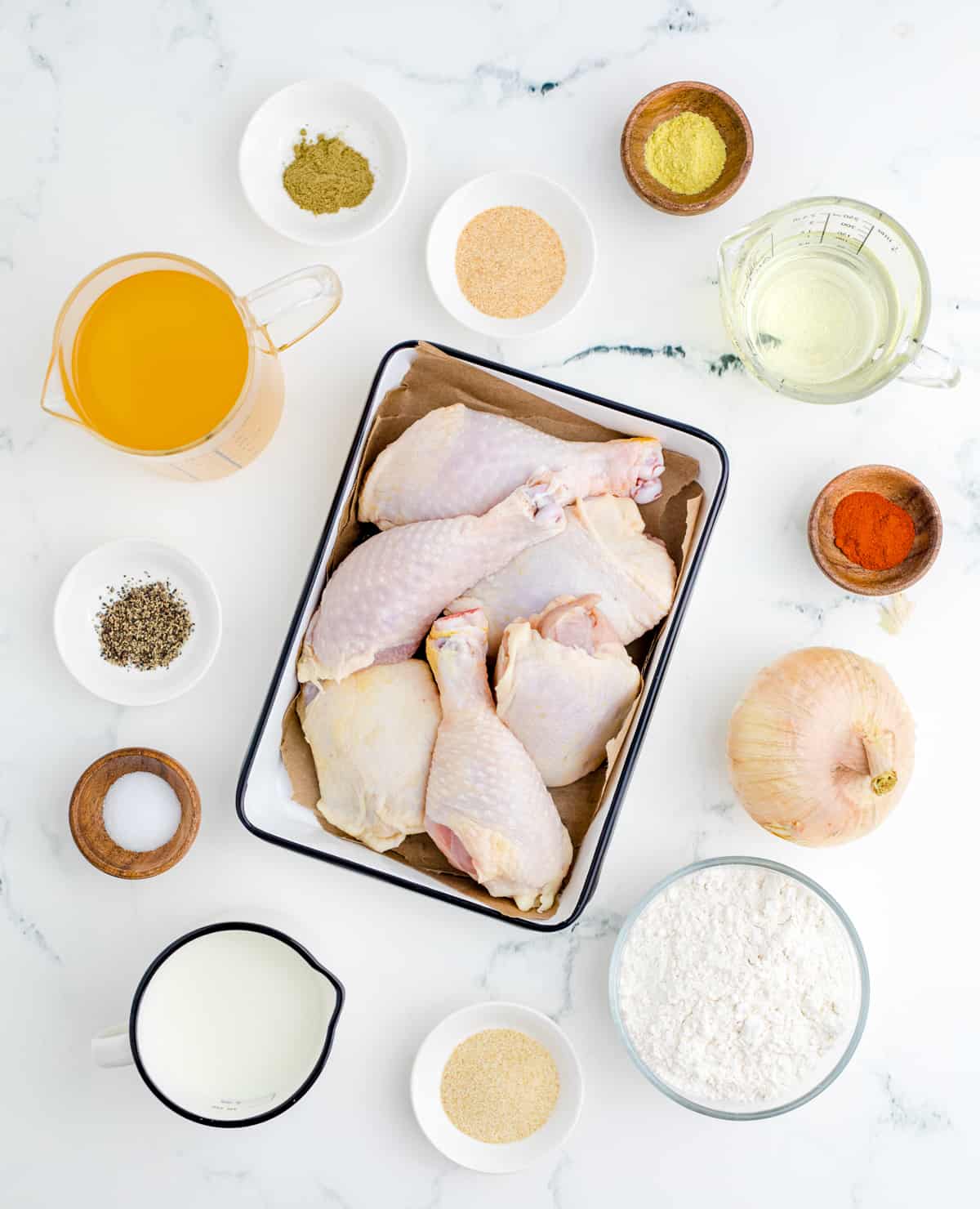 Ingredients needed to make Smothered Chicken.