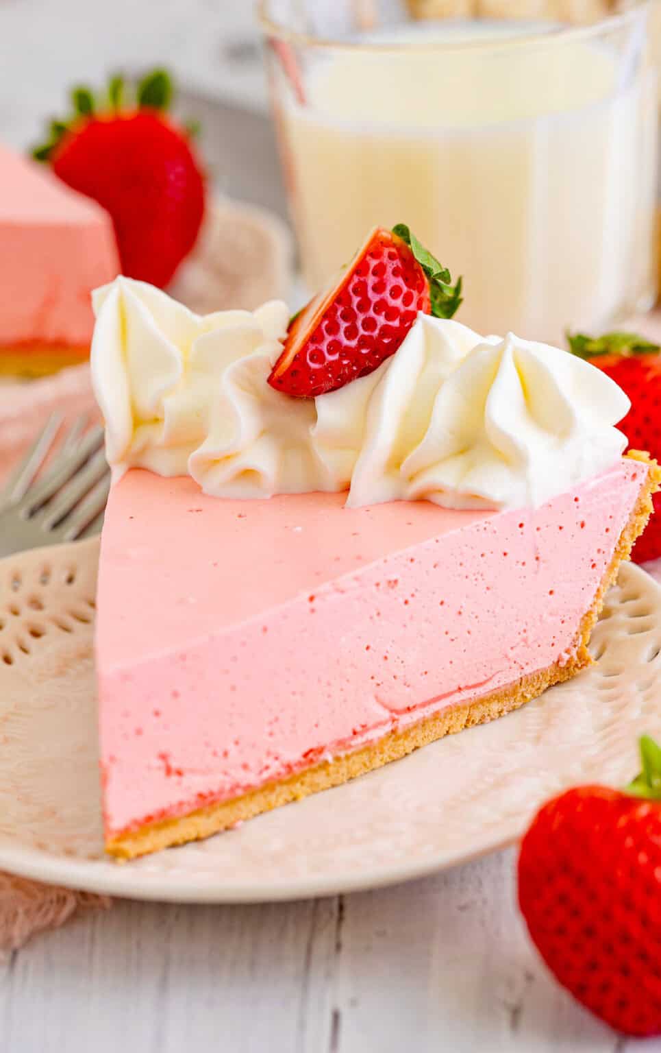 Strawberry Jello Pie - Tornadough Alli