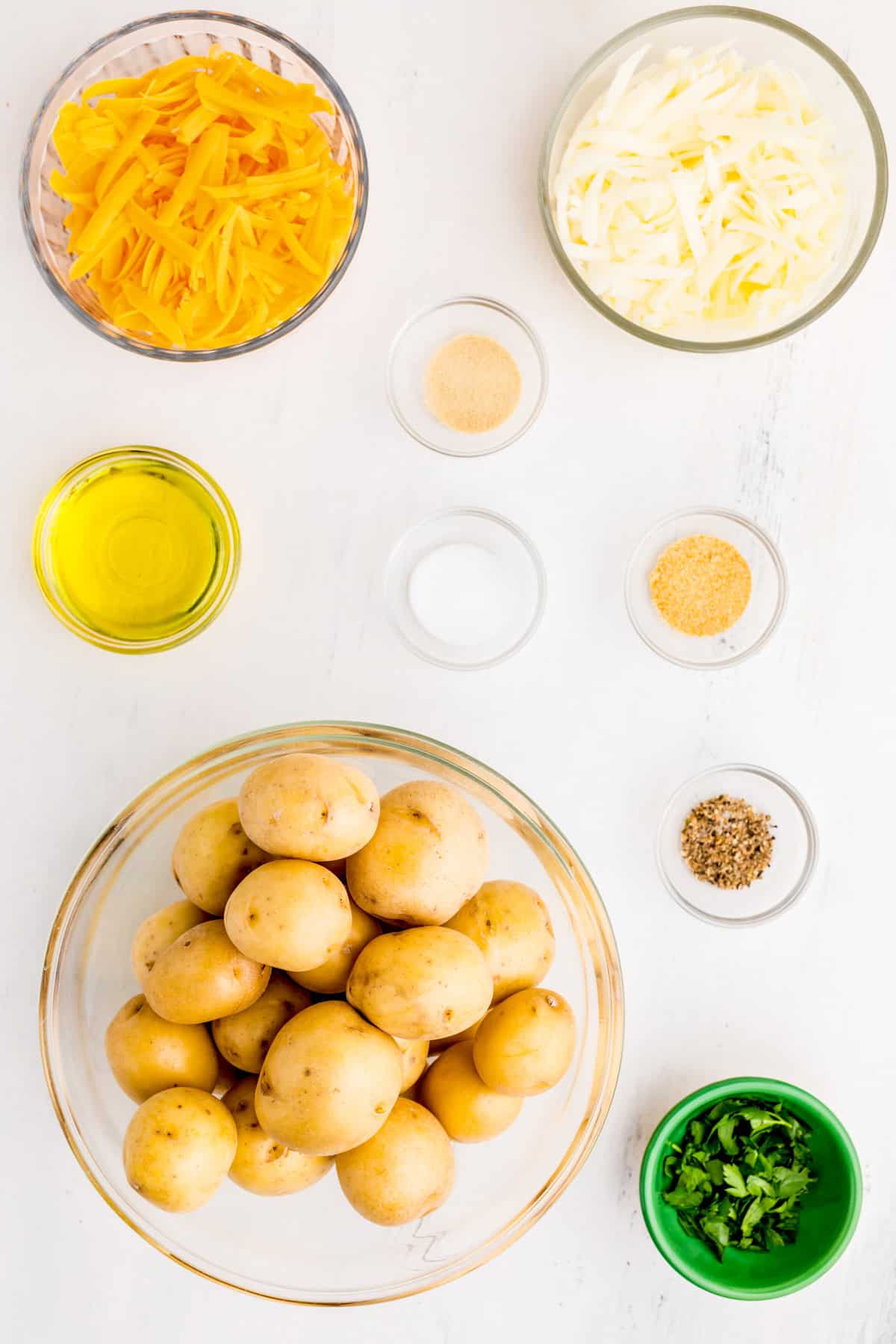 Ingredients needed to make Cheesy Smashed Potatoes.