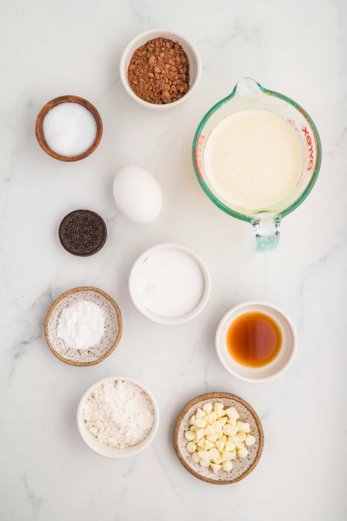 Ingredients needed to make Oreo Brownies.