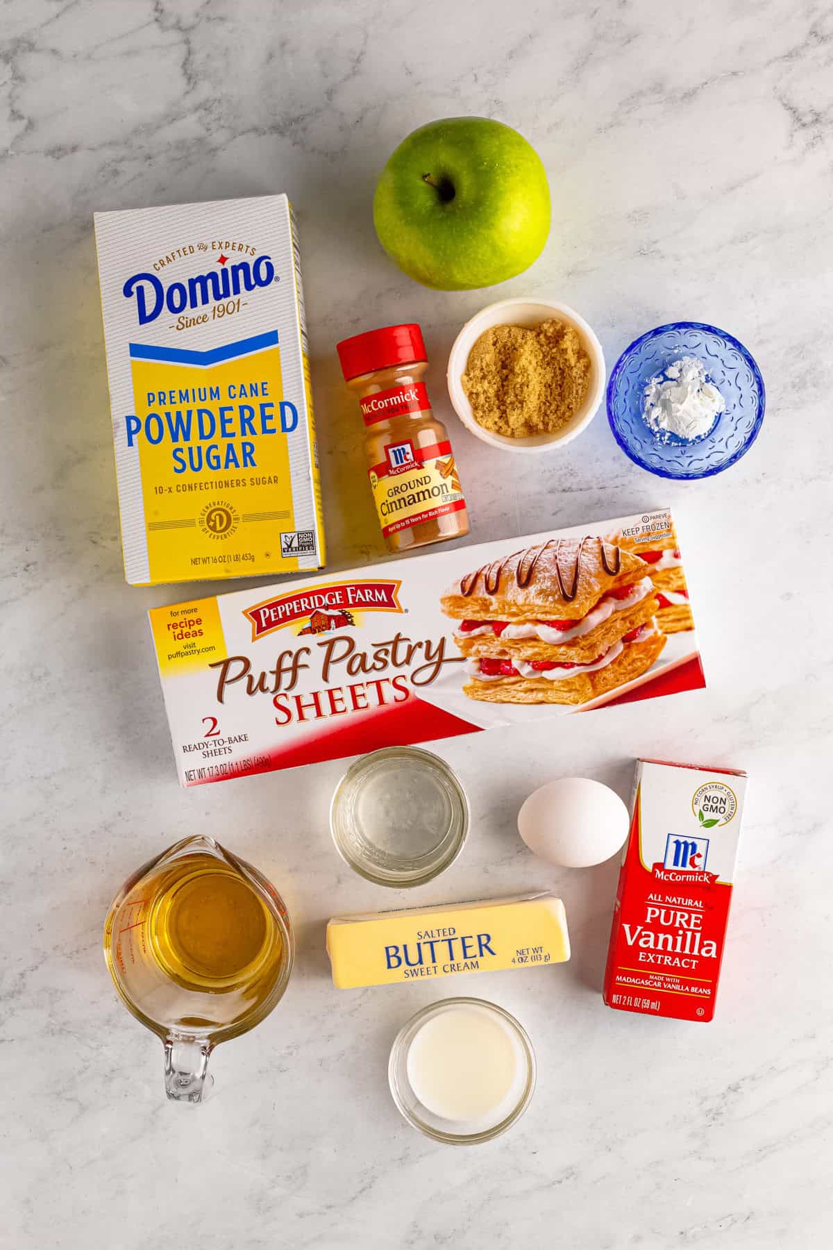 Ingredients needed to make an Apple Toaster Strudel.